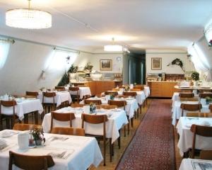Schweizerhof 3* Viena